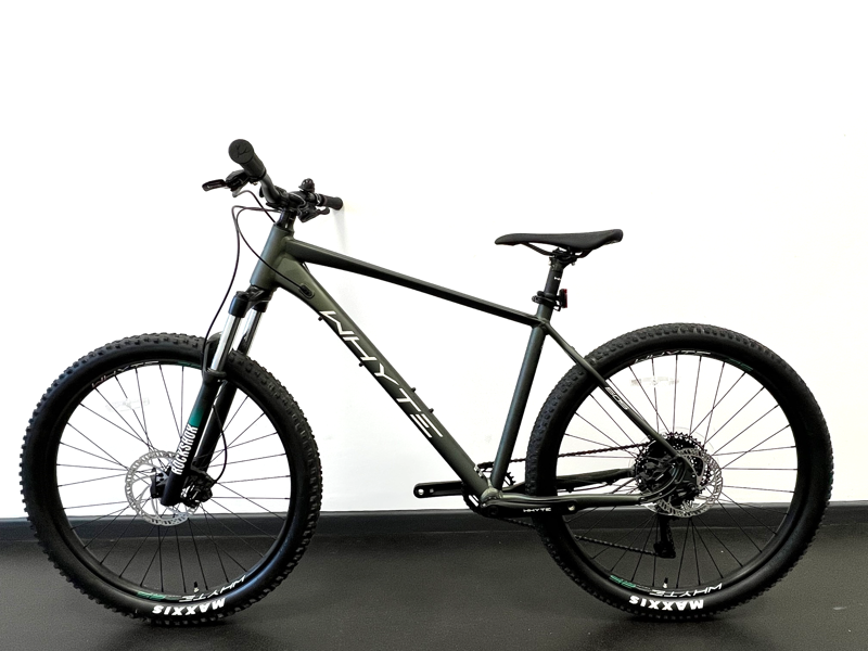 EX-DISPLAY Whyte 605 V4 Mountain Bike Large 2023 in Matt Moss-1
